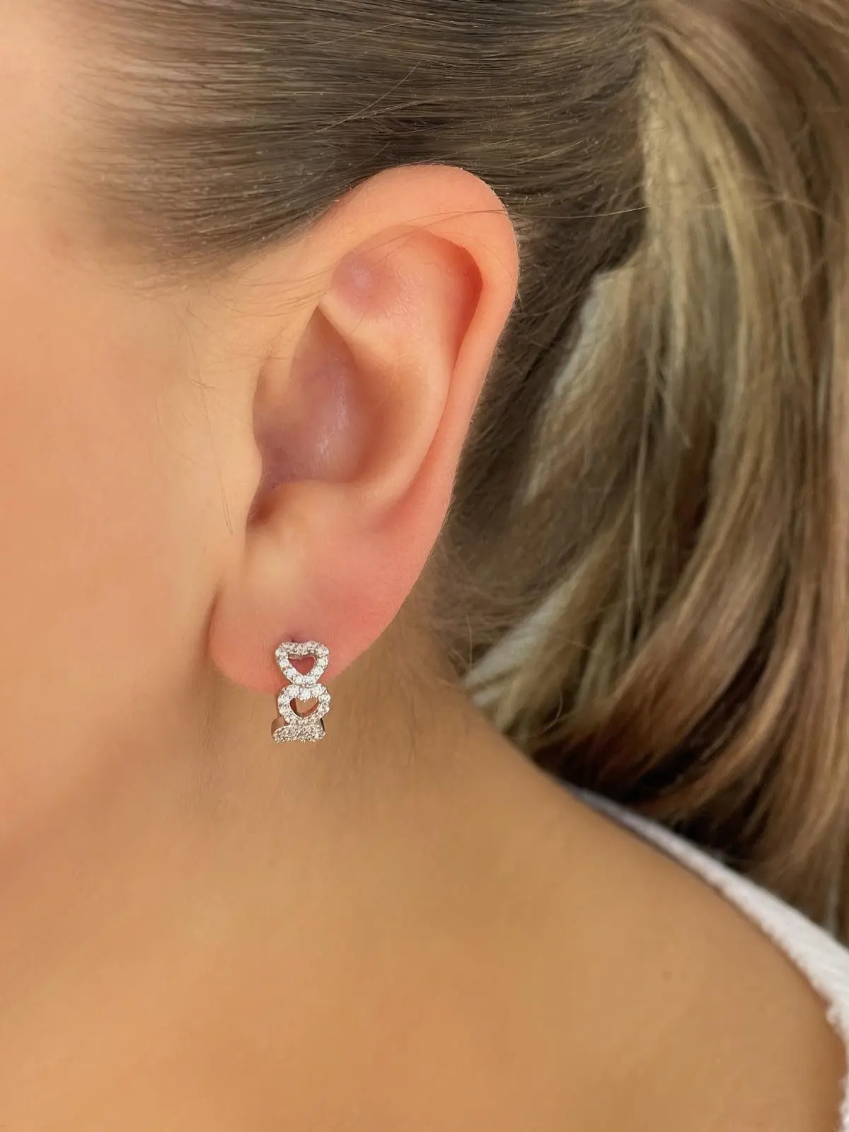 Saonara | Creolen aus echtem Sterlingsilber mit Zirkonia | Ansicht 5