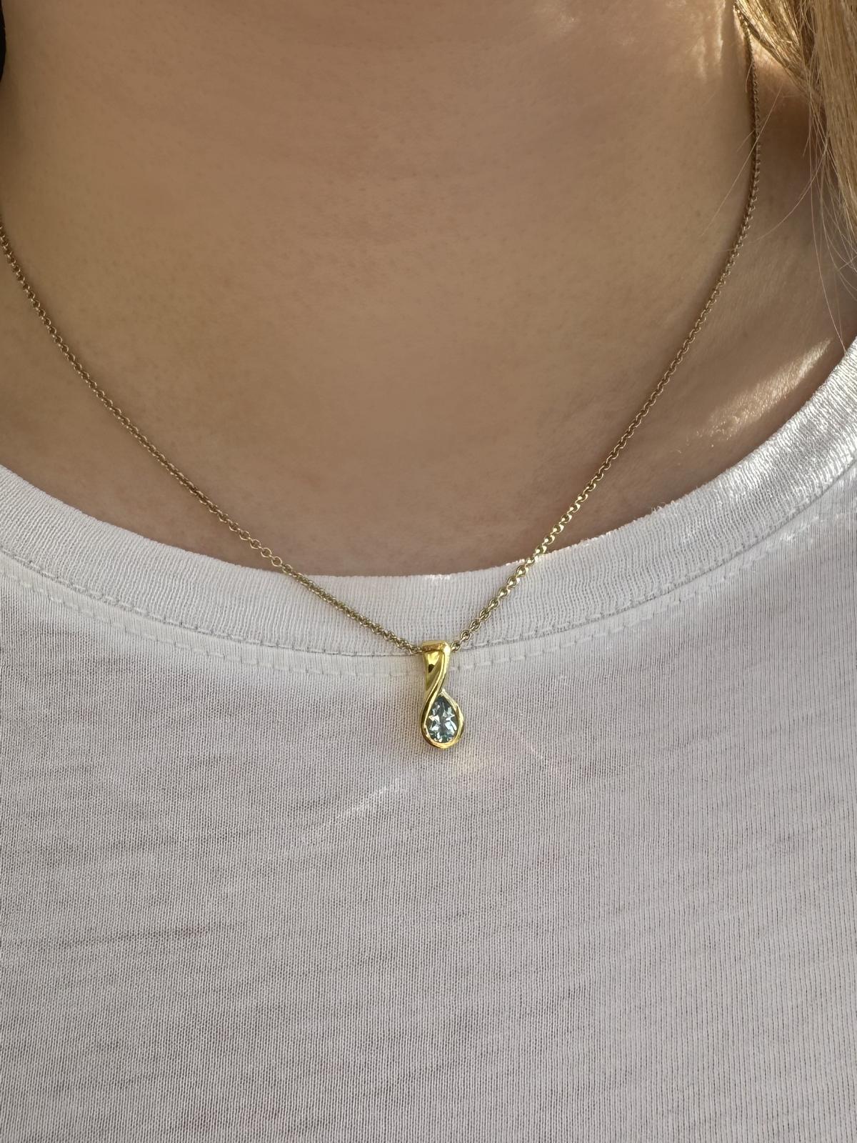 Abbey - Damen Anhänger Gold 333 (8 Karat) mit Blautopas Abbey - Damen Anhänger Gold 333 (8 Karat) mit Blautopas