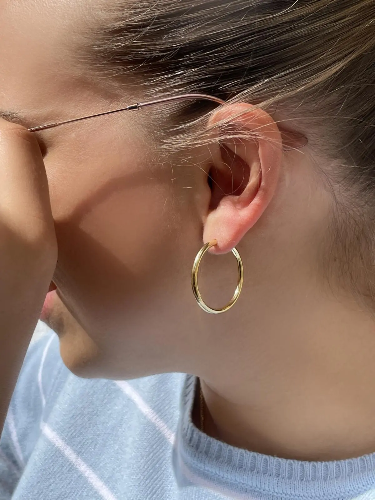 Paloma Blanca | Creolen aus echtem Gelbgold | Ansicht 2 Paloma Blanca | Creolen aus echtem Gelbgold | Ansicht 2