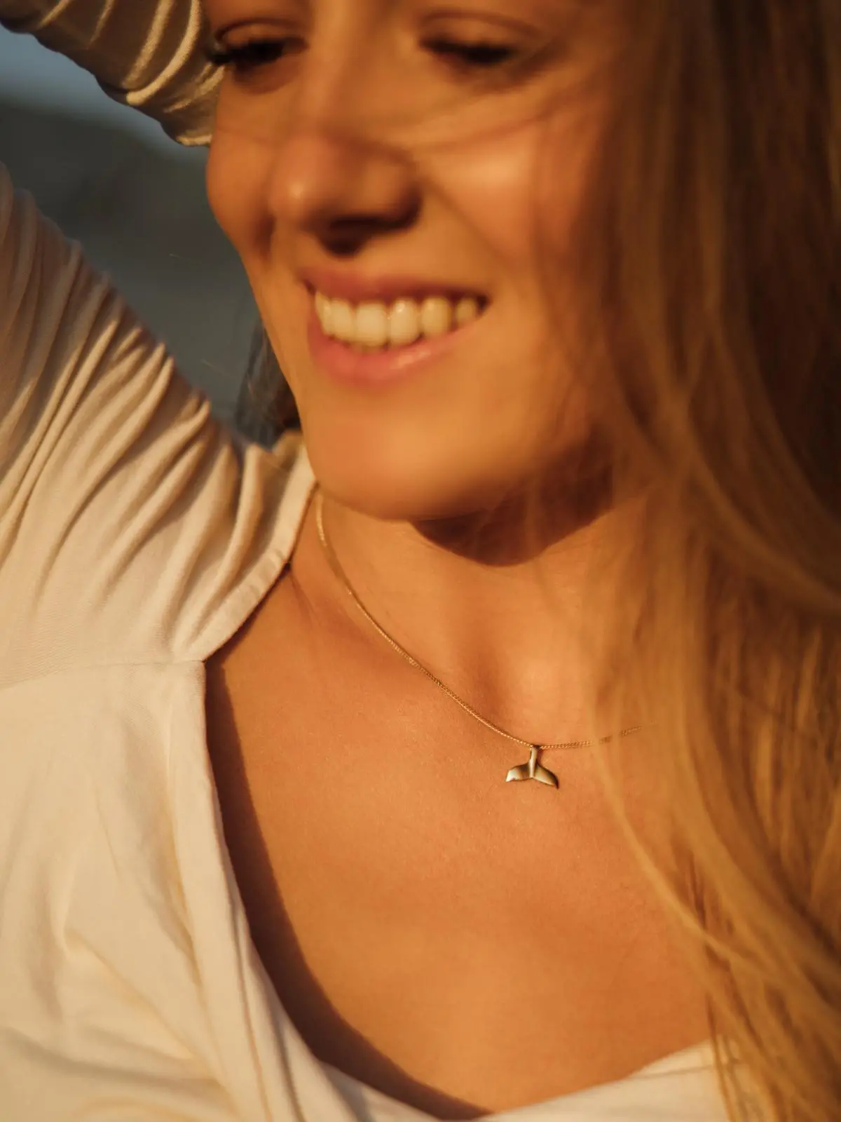 Whale | Anhänger aus echtem Gelbgold | Ansicht 3