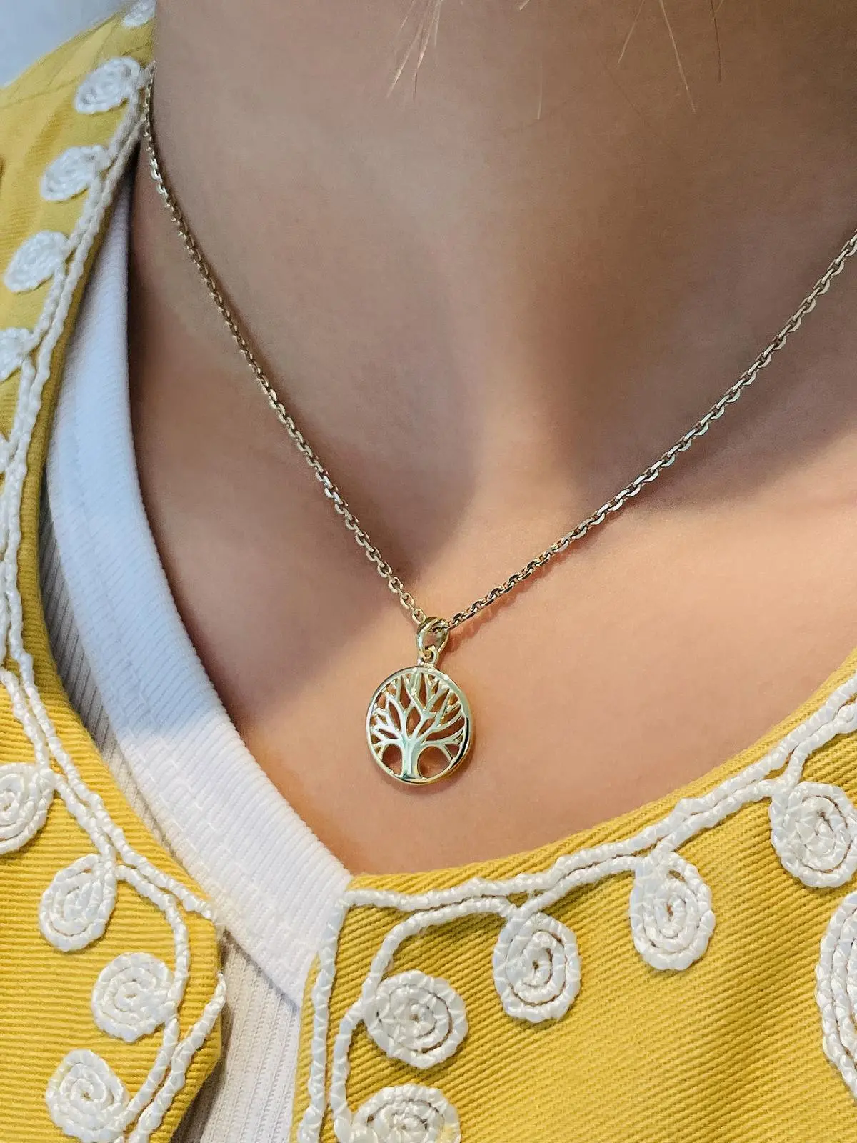 Botany | Anhänger aus echtem Gelbgold | Ansicht 2