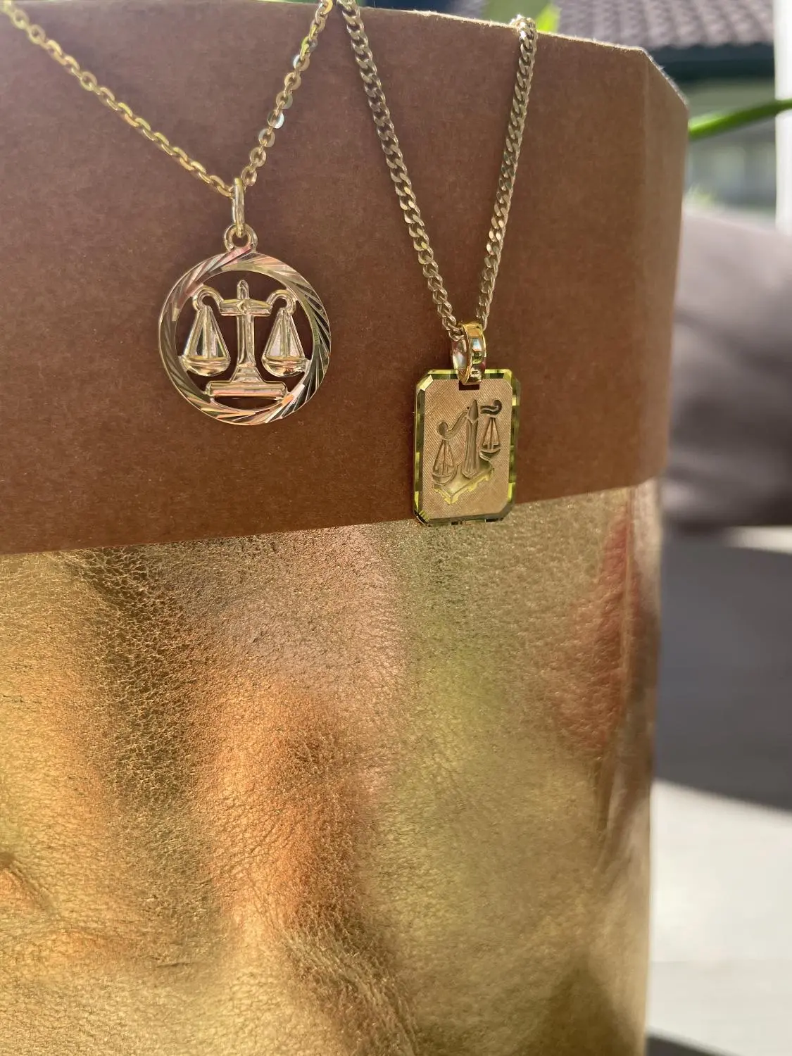 Gavno - WAAGE Sternzeichen Anhänger Gold 333 (8 Karat)