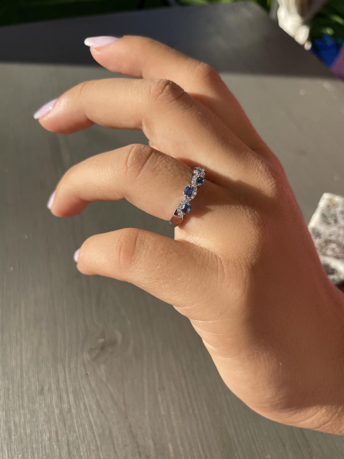 Castania | Ring aus echtem Weißgold - Saphir | Ansicht 2