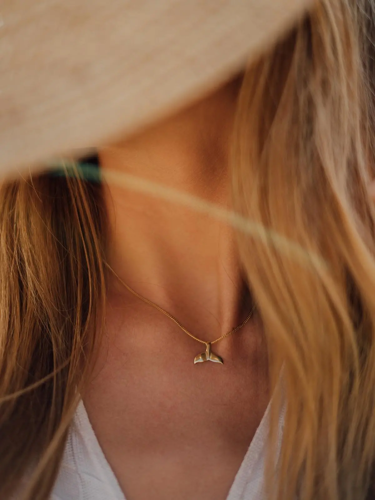 Whale | Anhänger aus echtem Gelbgold | Ansicht 4