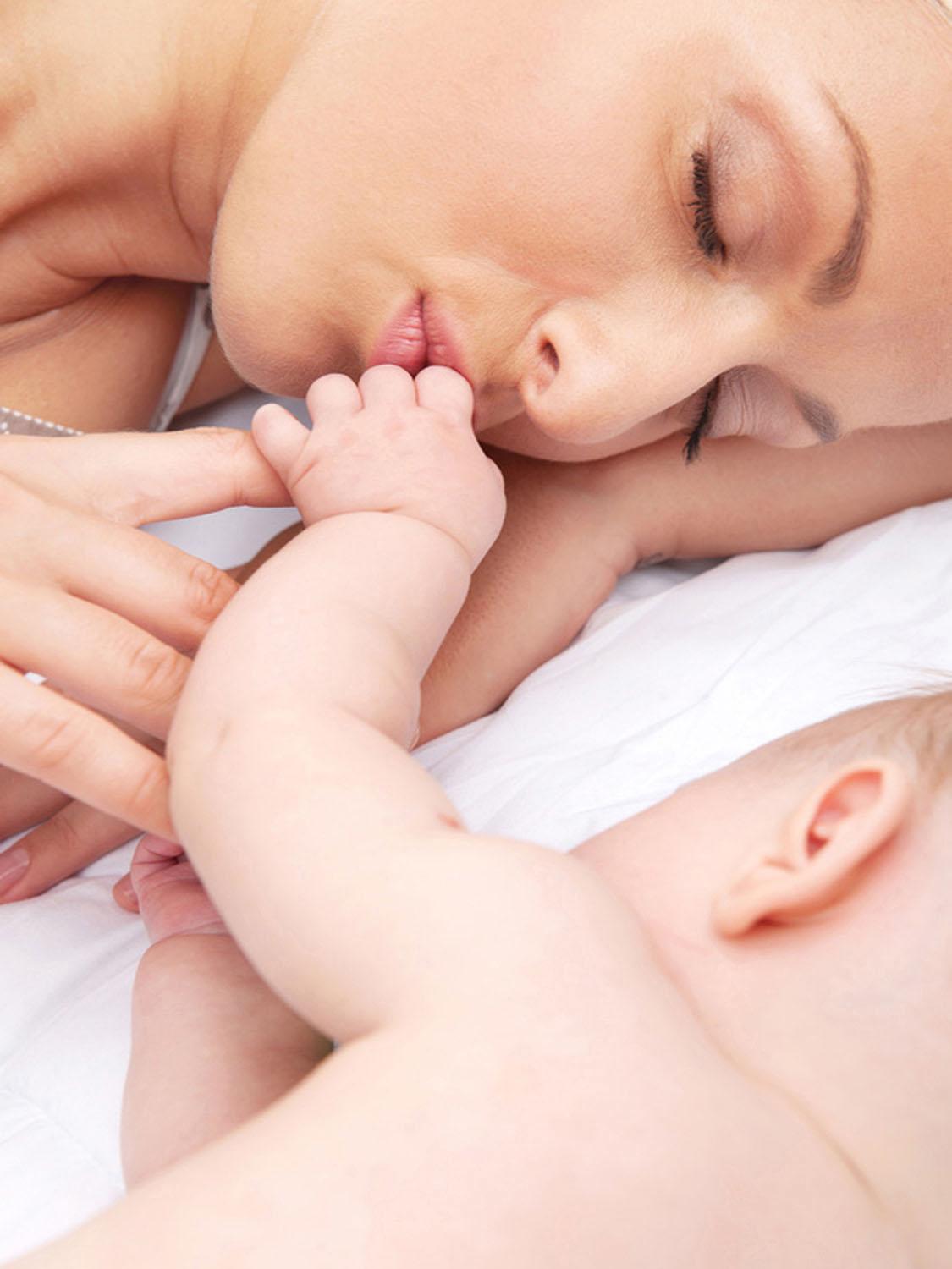 Overnight - Mädchen & Jungen Geburtsuhr Kettenanhänger Gold 375