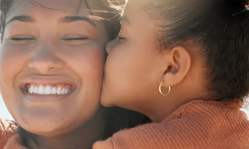 Kindercreolen für Mädchen aus zertifiziertem Gold & Sterlingsilber