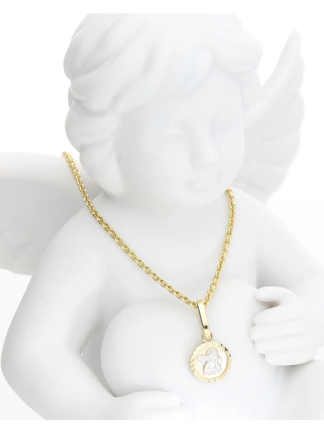 Anhänger für Damen aus echtem Gelbgold mit Zirkonia auf Schutzengel-Statue - My Mio | Stilleben