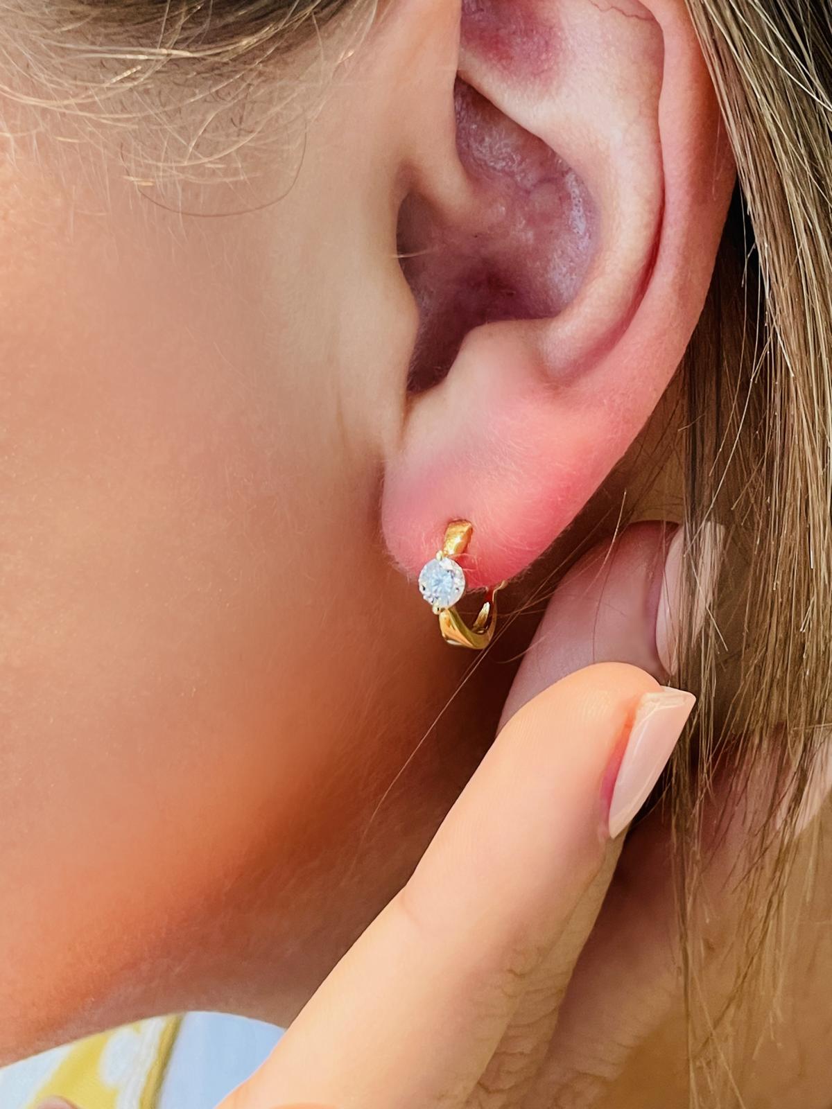 Peach Beauty | Creolen aus echtem Gelbgold mit Zirkonia | Ansicht 2