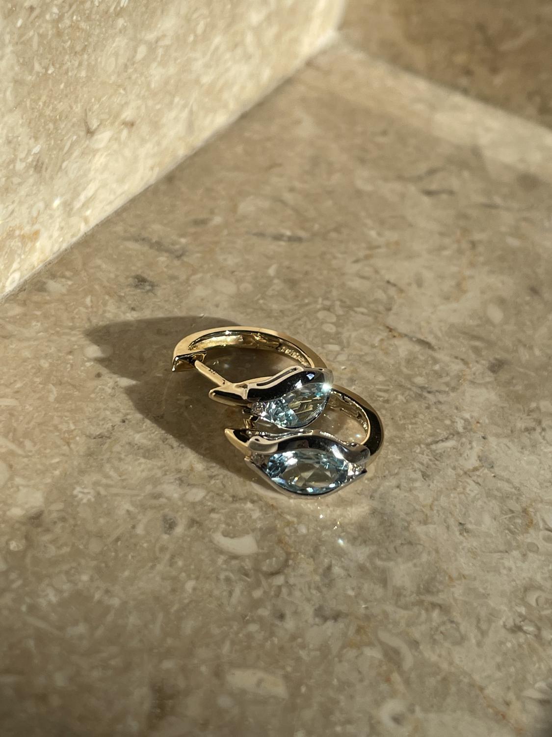 Athene - Damen Ohrringe Gold 375 Blautopas Zirkonia Edelsteinohrringe