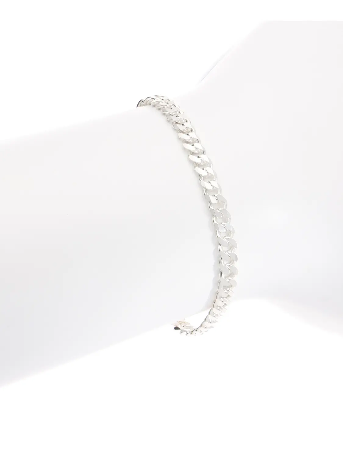 Armkette aus echtem Sterlingsilber (Flachpanzer) - Hemshire | Büstenansicht