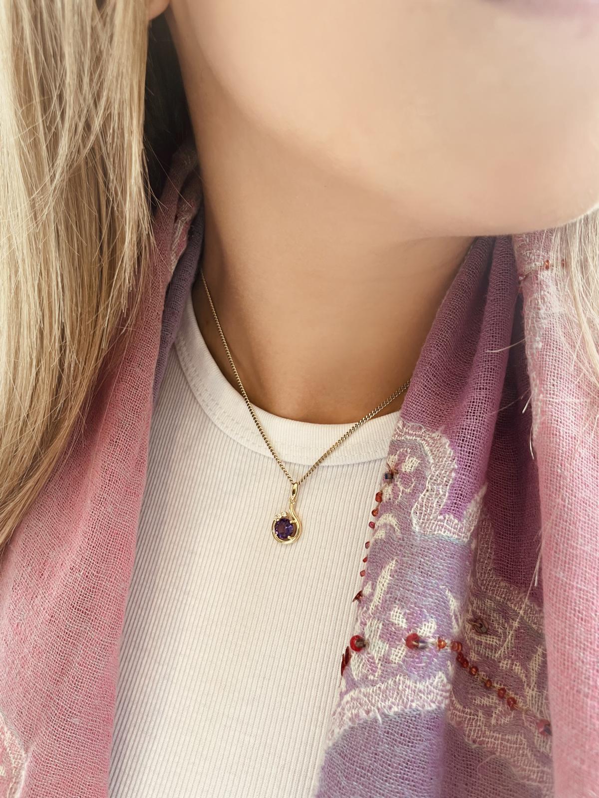 Sals | Anhänger aus Gold mit echtem Amethyst Edelstein & Zirkonia | Ansicht 4